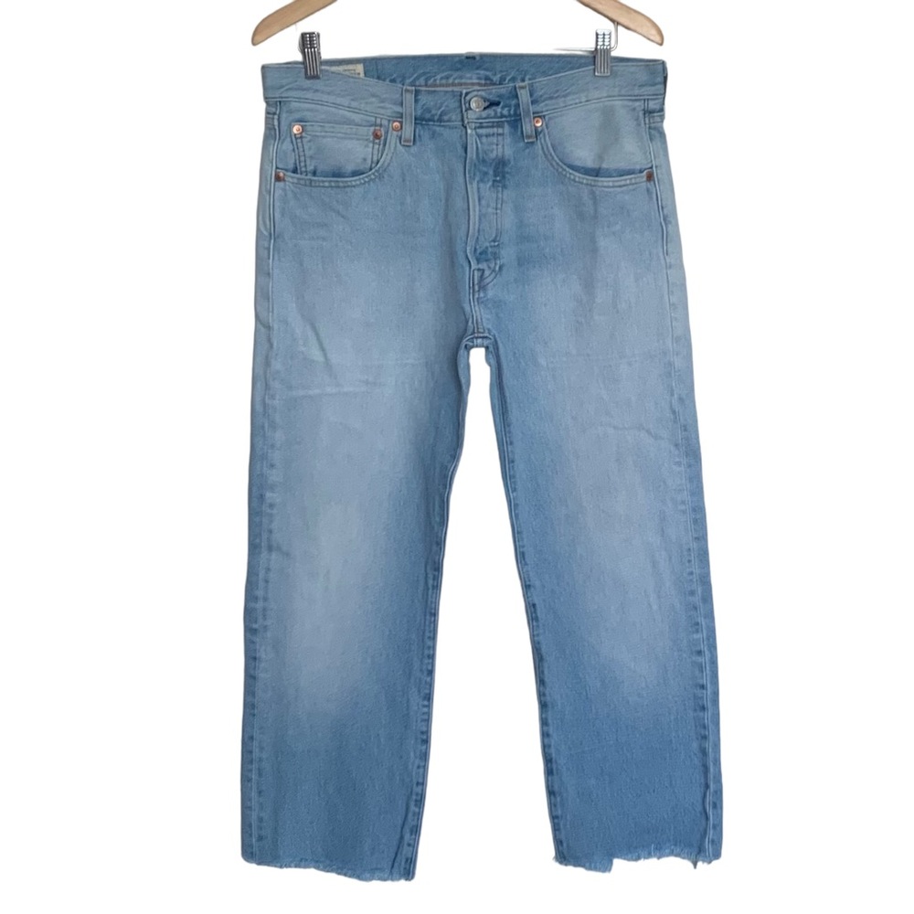 Levi’s 501 Original Fit Stretch Button Fly Straight Leg Jeans Sz 32
